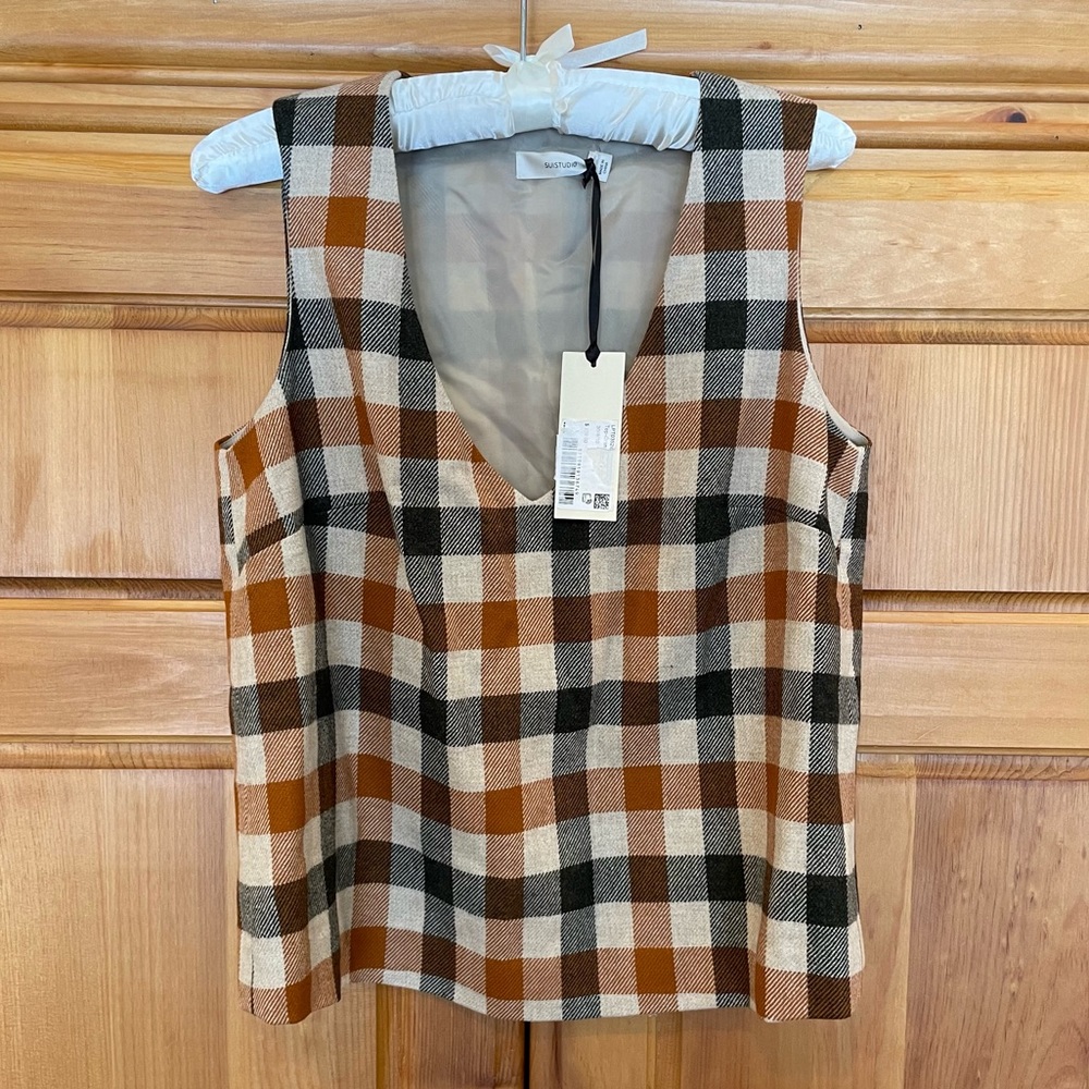 NWT SUISTUDIO Plaid Vest, Wool Cashmere exterior